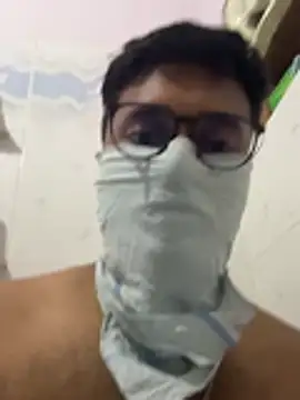 VVcouple online show from April 2026 07:37:02 PM