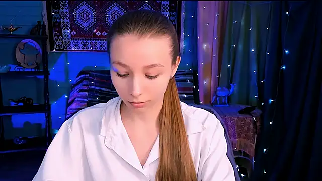 JulieDaniel online show from March 2026 09:48:01 AM