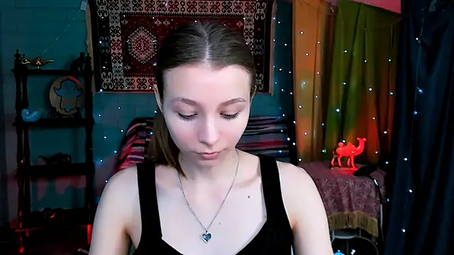 JulieDaniel online show from April 2026 04:23:02 AM