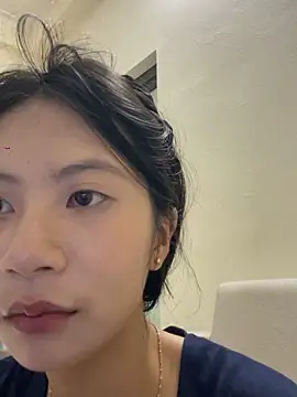 Lil-Gi online show from October 2025 12:55:02 PM