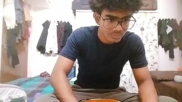 Rahulisagoodguy online show from December 2025 05:31:02 PM