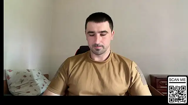 Snapshot of Hard_to_Obey chatting on June 2026 10:40:01 AM Hard to Obey online show from June 2026 10:40:01 AM