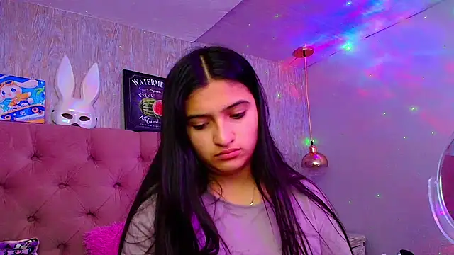 laurenelove online show from November 2025 03:05:01 AM