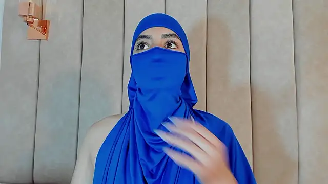 Snapshot of nayiraa_ chatting on March 2026 09:21:02 PM nayiraa online show from March 2026 09:21:02 PM