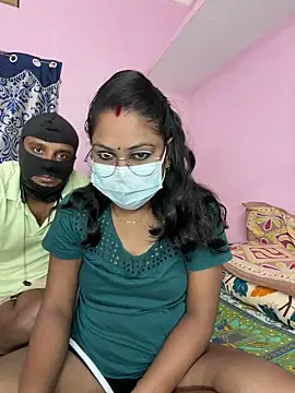 Lovlycouple1 online show from October 2025 05:59:02 PM