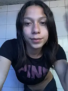 Snapshot of Tania_Gate chatting on May 2026 10:49:02 PM Tania Gate online show from May 2026 10:49:02 PM