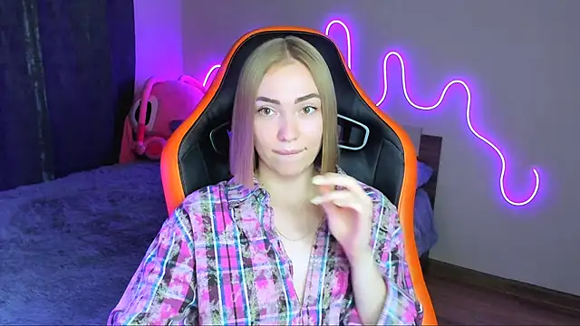 LaraKrein lk online show from October 2025 04:19:01 PM