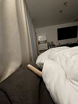 SexyJulia21 online show from April 2026 06:41:01 AM