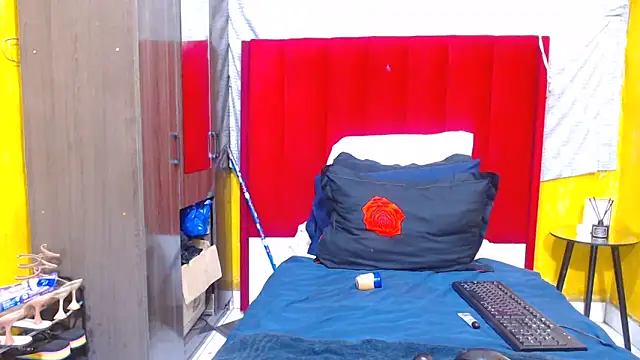 Candycrush2555 online show from February 2026 05:28:02 AM