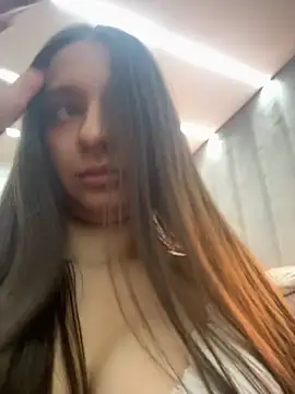 Anyssia online show from November 2025 05:34:02 PM