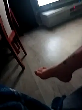 Snapshot of KissMeAss9387 chatting on November 2025 08:18:01 PM KissMeAss9387 online show from November 2025 08:18:01 PM