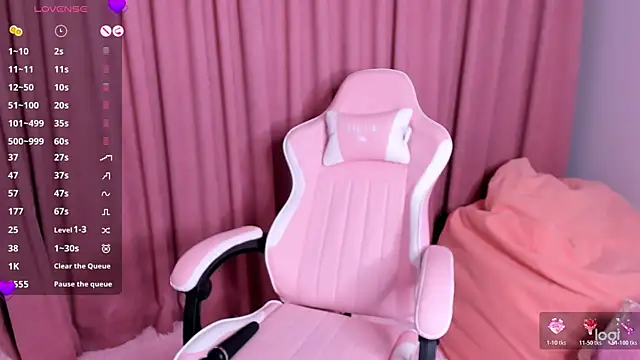 Momo Ayase  online show from December 2025 02:11:01 PM