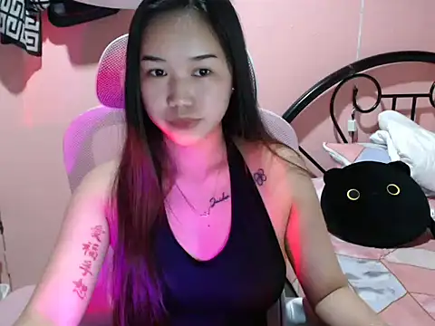 Snapshot of Wynxx chatting on November 2025 05:06:01 AM Wynxx online show from November 2025 05:06:01 AM