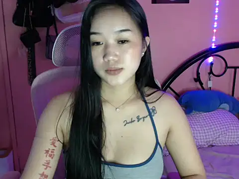 Snapshot of Wynxx chatting on February 2026 08:04:01 AM Wynxx online show from February 2026 08:04:01 AM