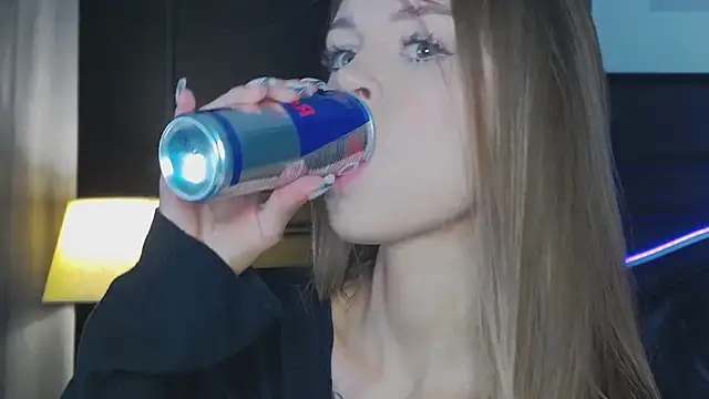 Snapshot of MarilynNova chatting on February 2026 04:54:02 AM MarilynNova online show from February 2026 04:54:02 AM