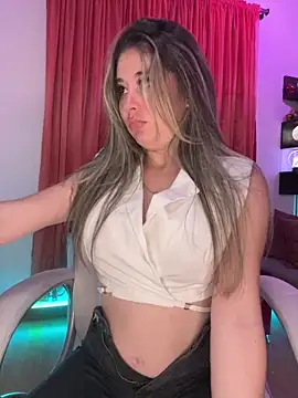 Snapshot of Sharon_07 chatting on December 2024 12:23:01 AM Sharon 07 online show from December 2024 12:23:01 AM