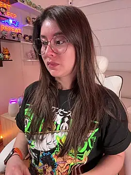 Snapshot of Sharon_07 chatting on October 2025 11:49:02 PM Sharon 07 online show from October 2025 11:49:02 PM