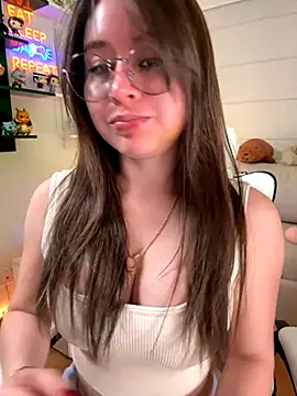 Snapshot of Sharon_07 chatting on November 2025 11:51:01 PM Sharon 07 online show from November 2025 11:51:01 PM