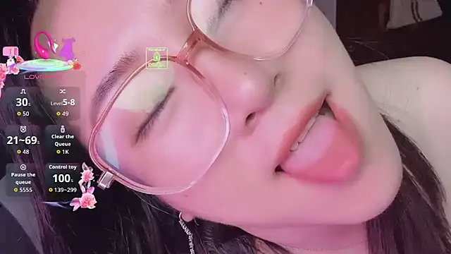 Liqinqin online show from September 2025 04:28:01 PM