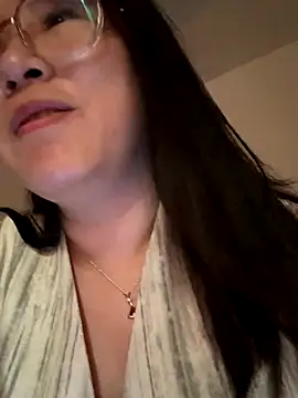 Liqinqin online show from October 2025 08:56:02 AM