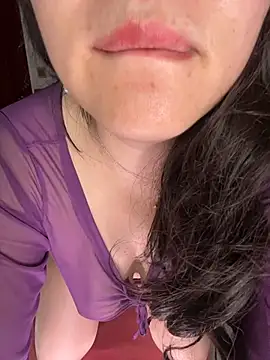 Liqinqin online show from November 2025 10:04:02 PM