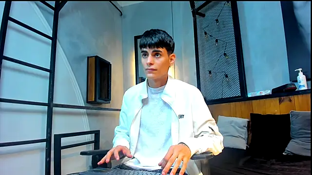 Dani mc1 online show from November 2025 11:54:02 AM