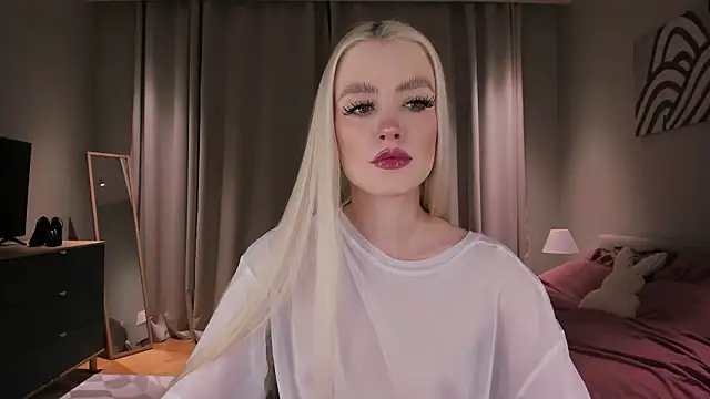 Snapshot of sashaloveyou chatting on February 2026 08:43:01 PM sashaloveyou online show from February 2026 08:43:01 PM