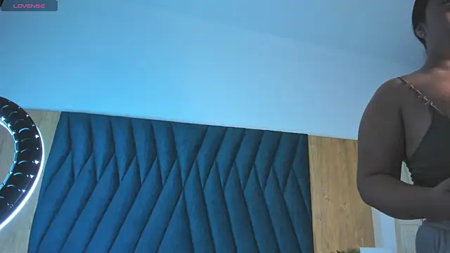 Samy Grey01 online show from December 2025 04:10:01 AM