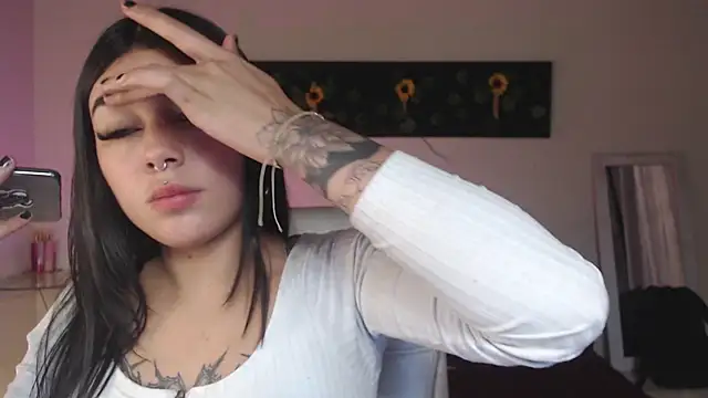 gabriella live online show from November 2025 07:28:01 PM