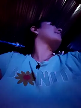 Lily-o online show from December 2025 01:48:02 AM