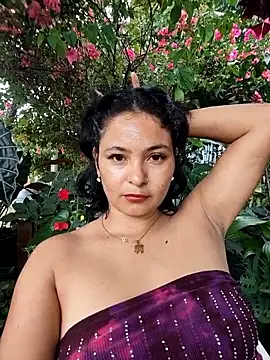 Lily-o online show from December 2025 03:17:02 PM