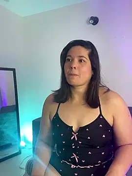 leiablack online show from September 2025 12:07:02 PM