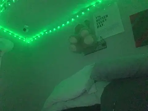 Triggerhappycj100 online show from March 2026 03:26:01 PM