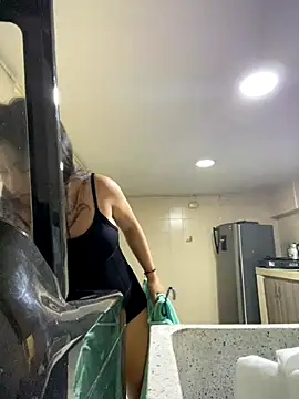 Valleriie  online show from September 2025 09:16:02 PM