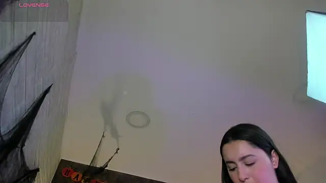 Snapshot of marian__stone chatting on November 2025 06:18:01 PM marian stone online show from November 2025 06:18:01 PM