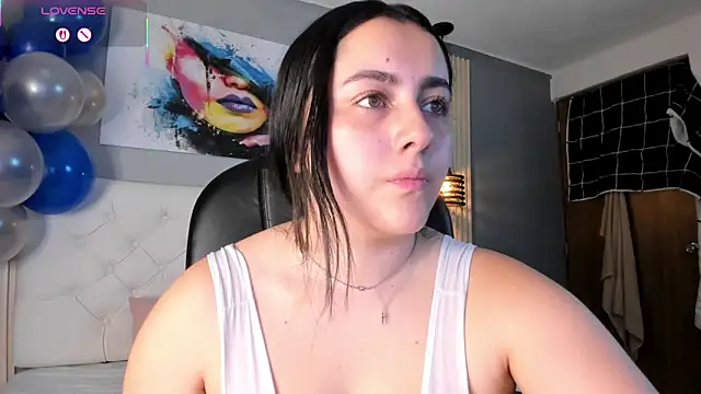 Snapshot of marian__stone chatting on November 2025 04:58:02 PM marian stone online show from November 2025 04:58:02 PM