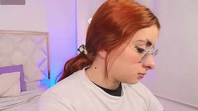 Naomy tay1 online show from October 2025 02:34:01 AM