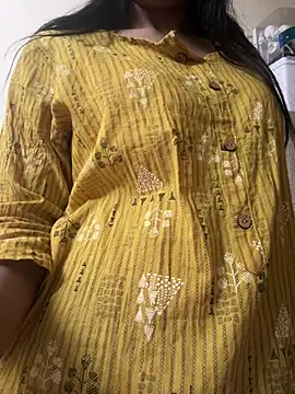 Snapshot of modelnishu chatting on February 2026 01:15:02 PM modelnishu online show from February 2026 01:15:02 PM