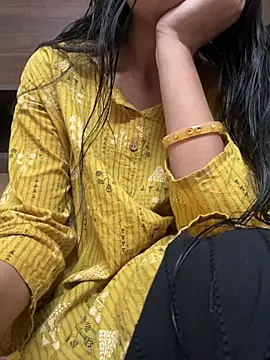 Snapshot of modelnishu chatting on February 2026 07:48:01 AM modelnishu online show from February 2026 07:48:01 AM