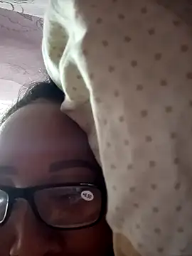 Mamapm20 online show from September 2025 08:41:01 PM