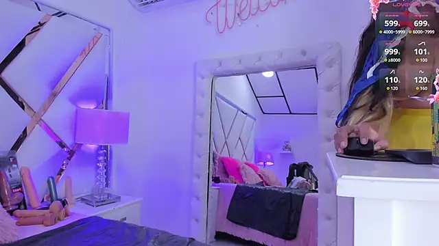 megann  up online show from October 2025 03:27:01 AM