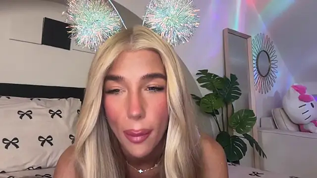 KENNIEXROSE online show from March 2026 11:43:01 PM