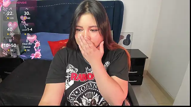 LucyPetit online show from September 2025 03:24:02 PM