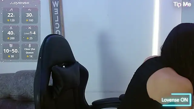 luna starr69 online show from December 2025 01:31:01 PM