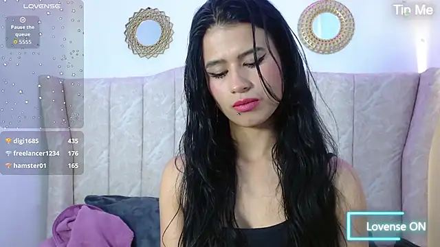 luna starr69 online show from December 2025 07:53:02 PM