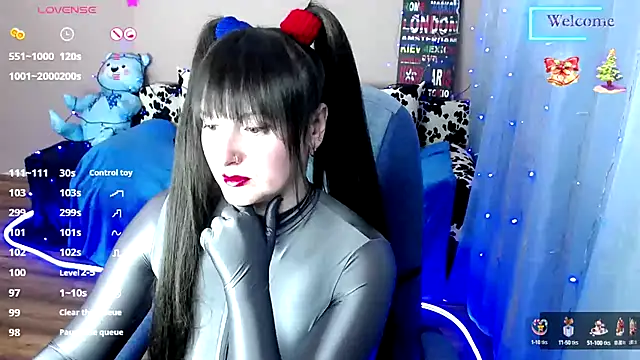 MilaRay online show from December 2024 11:00:02 AM