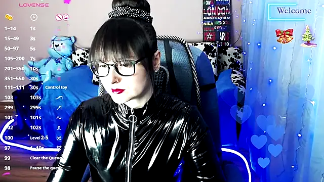 MilaRay online show from January 2025 12:09:01 PM