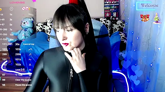 MilaRay online show from January 2025 02:00:02 PM