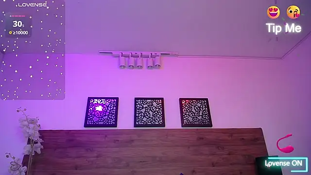 AlexandraCambell online show from September 2025 07:47:01 PM