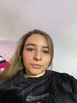 Snapshot of karla-thomsom10 chatting on February 2026 07:47:02 PM karla-thomsom10 online show from February 2026 07:47:02 PM